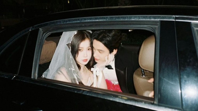 Foto 'Pernikahan' Esther Yu dan He Yu yang Viral