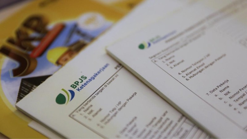 Bupati Pasuruan Beri Manfaat BPJS Ketenagakerjaan ke Linmas-Satpol PP