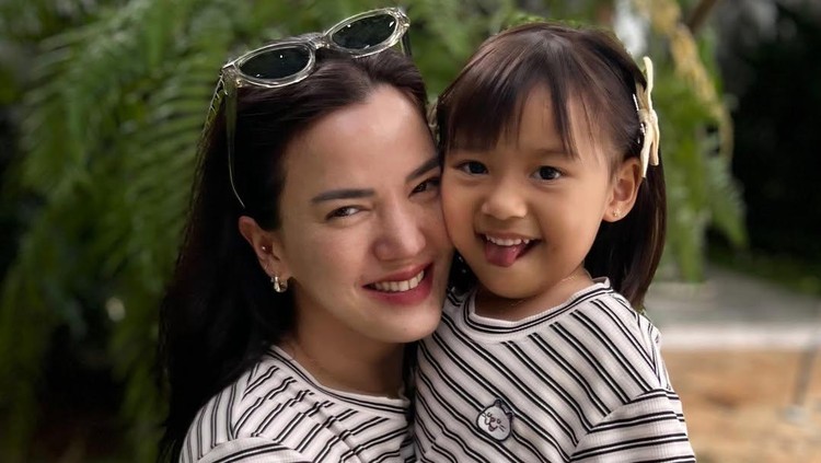 Alice Norin dan Anak keduanya