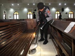 Video Polri Kerahkan 234 Ribu Personel untuk Amankan Nataru