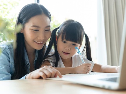 Apakah Anak yang Lahir dari Orang Tua Pintar Jadi Lebih Cerdas? Ini Jawaban Sains
