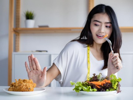 Tahun Baru 2026, Nyaris 50 Persen Orang Dewasa Siapkan Resolusi Diet