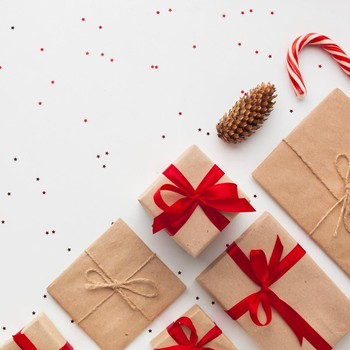 3 Ide Kado Natal untuk Si Pencinta K-Pop, Dijamin Bikin Berkesan!