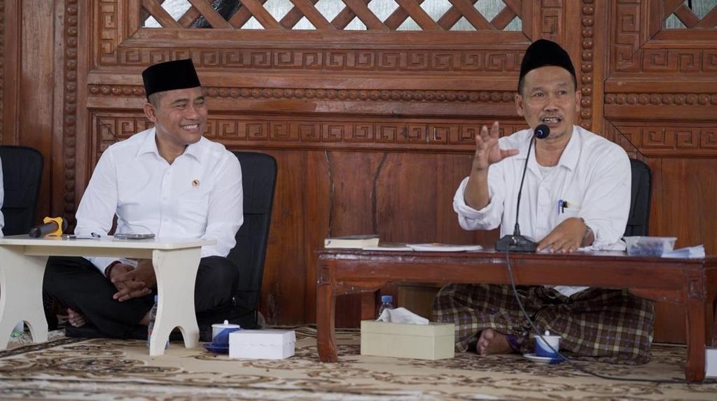 BNPT Sowan ke Gus Baha, Ajak Dukung Program Deradikalisasi