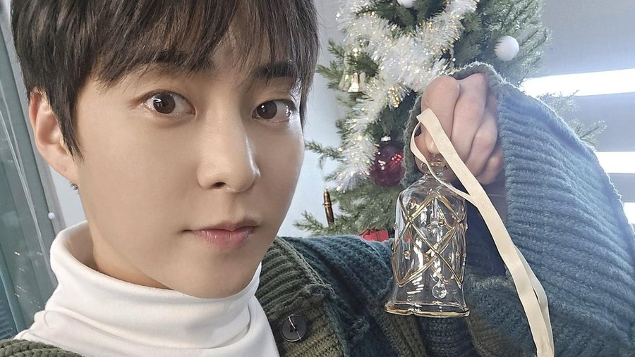 Lirik Lagu Fireflies - Xiumin