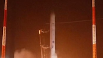 Korsel Berhasil Luncurkan Roket Pembawa 5 Satelit ke Orbit