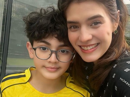 5 Potret Tampan Quenzino Anak Carissa Puteri, Sudah SMP & Jago Main Basket