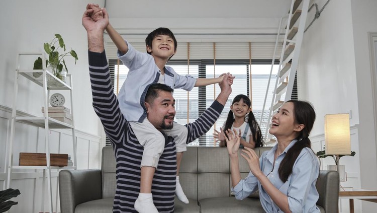 Cara membesarkan anak agar sehat dan bahagia