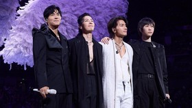 Ashin Mayday Jatuh dari Panggung saat Konser Bareng F4