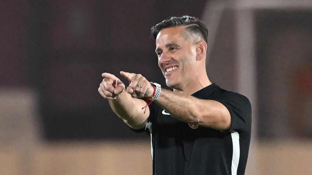 John Herdman Pernah Bikin Maarten Paes Kebobolan 3 Kali
