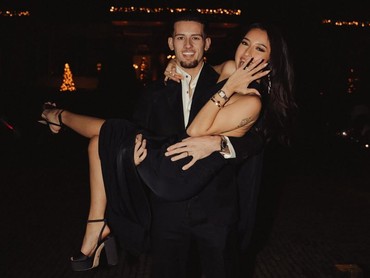 Jennifer Coppen Dilamar Justin Hubner