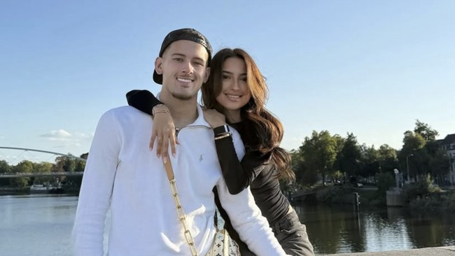 Jennifer Coppen dan Justin Hubner