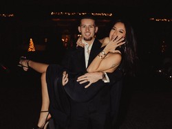 Mewah, Harga Cincin Lamaran Jennifer Coppen Diduga Capai Rp140 Juta