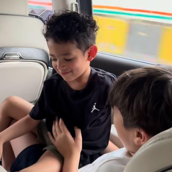 <p>Anak-anak Jessica memang dikenal sering memperlihatkan betapa akurnya mereka, Bunda. Hal tersebut terlihat dari berbagai <em>postingan</em> sang Bunda di akun Instagram pribadinya.&nbsp;(Foto: Instagram @inijedar)</p>