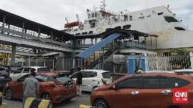 H-1 Natal, Pelabuhan Merak Ramai