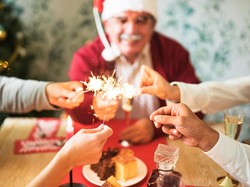 57 Ucapan Natal 2025 Bahasa Jawa dan Artinya untuk Keluarga, Guru-Tetangga