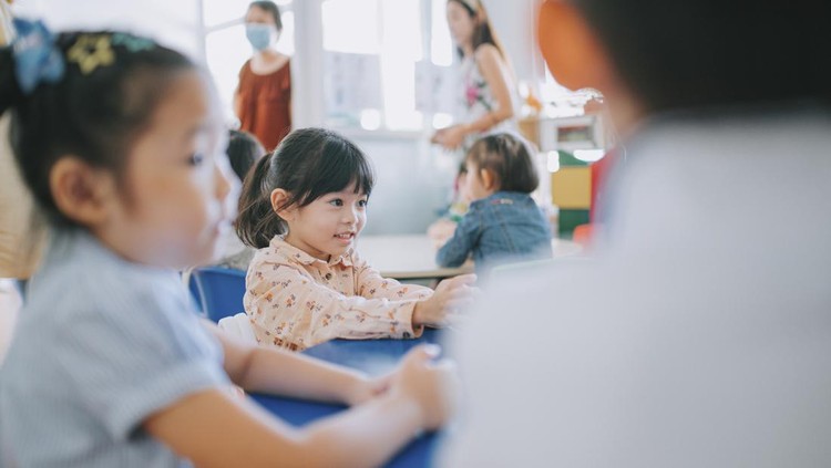 Ternyata Jumlah Teman Anak di Sekolah Bisa Mengungkap Kepribadiannya