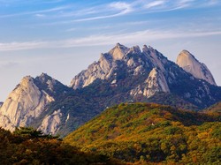 8 Tempat Unik yang Wajib Dijelajahi Para Pecinta Eksplorasi