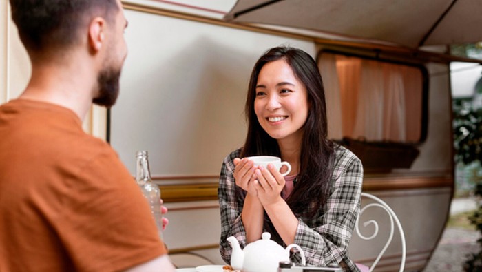 Penting Diperhatikan! 7 Tips Aman Bertemu Pertama Kali dengan Match dari Dating Apps