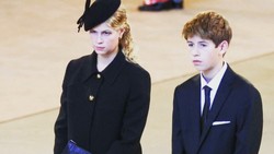 Ini Sepupu Pangeran William yang Tolak Takhta Kerajaan Inggris