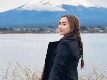 Aksi Lisa Mariana dan Aura Kasih Saling Balas Komentar Disorot, Isinya...