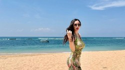 Pernah Bahas soal Pacaran Sama Pria Beristri, Aura Kasih: Mengalir Aja