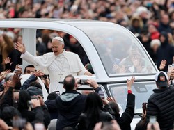 Trump Undang Paus Leo untuk Gabung Dewan Perdamaian