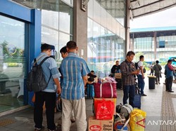 15 Ribu Lebih Pemudik Berangkat dari Terminal Pulo Gebang Saat Libur Natal