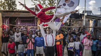 FOTO: Perayaan Natal 2025 di Penjuru Dunia