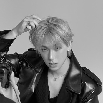 Resmi Debut Solo dengan 'The Reason', Intip Penampilan Terbaru Yim Siwan!