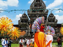 Video Cara Gampang ke TMII Naik Transum! Tenang, Ada Shuttle Bus Gratis
