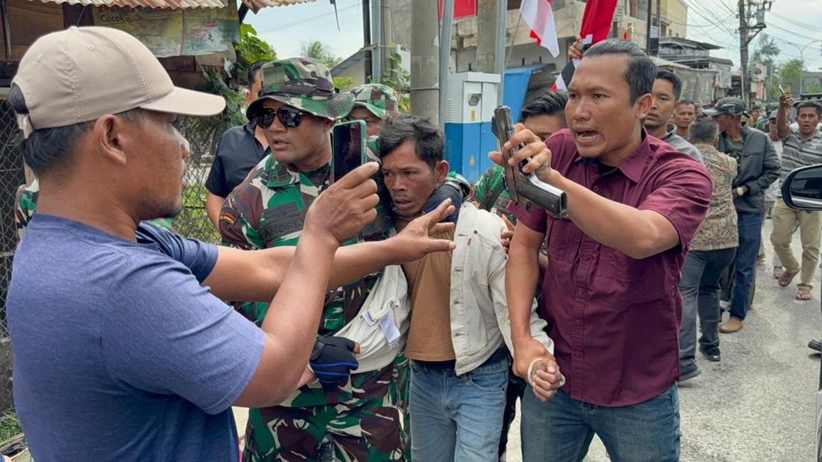 TNI Akui Bubarkan Massa Kibarkan Bendera Bulan Bintang di Aceh