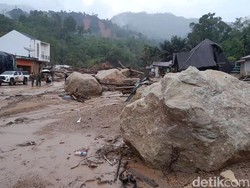 Cerita Warga soal Batu Kutukan di Tapteng Muncul Saat Banjir Bandang