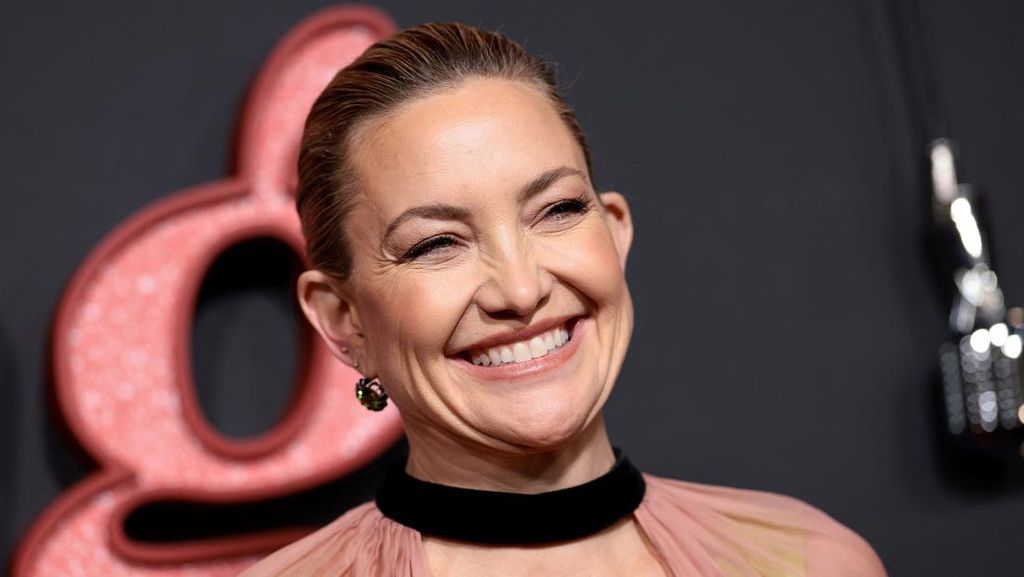 Kate Hudson Akui Menyesal Tolak Main di Spider-Man Sam Raimi