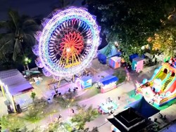 Menikmati Suasana Malam Samarinda di Mahakam Lampion Garden