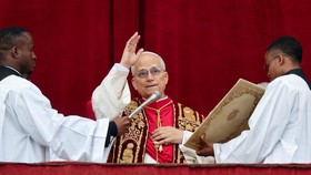 Paus Leo XIV Berdoa untuk Dialog Perdamaian di Iran dan Suriah