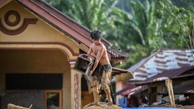 Bobby Klaim Pengungsi Bencana Banjir Sumut Sudah Mendekati Nol