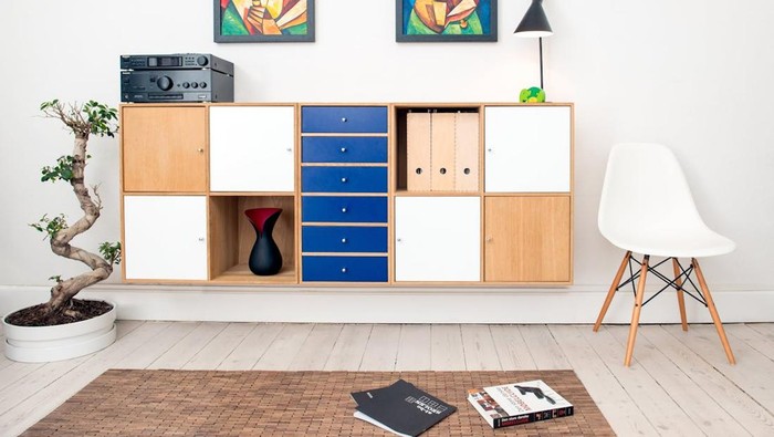 Bukan Bosan, 7 Ciri Kepribadian Orang yang Sering Menata Ulang Furnitur saat Sedang Stres