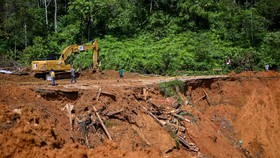 Polri Fokus Sediakan Alat Berat untuk Buka Akses di Tapanuli Tengah