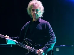 Perry Bamonte Gitaris The Cure Meninggal Dunia