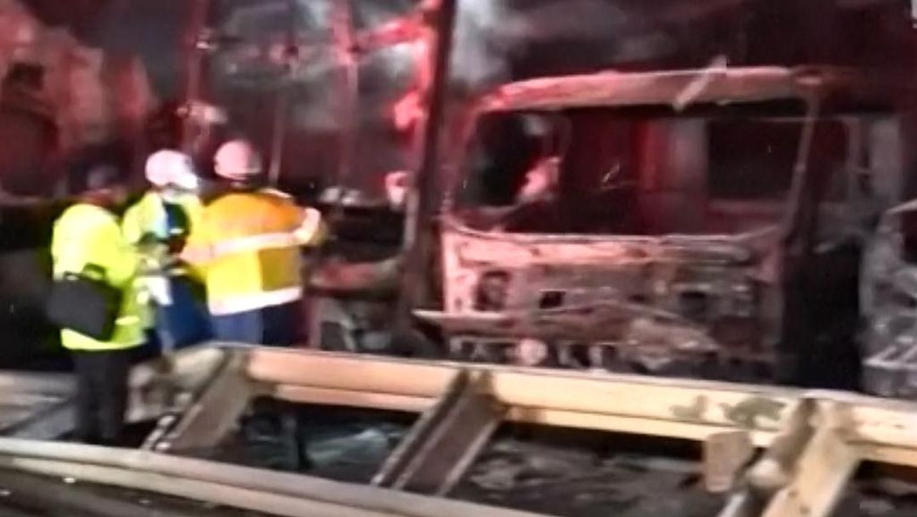 Kecelakaan Beruntun 56 Kendaraan di Jepang Akibat Jalan Bersalju