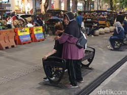 Cerita Tukang Pijat di Malioboro Rela Pulang Larut Saat Jogja Diserbu Wisatawan