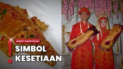 Nggak Cuma Lihat Proses Pembuatannya, Cobain Juga Roti Buaya Isi Es Krim