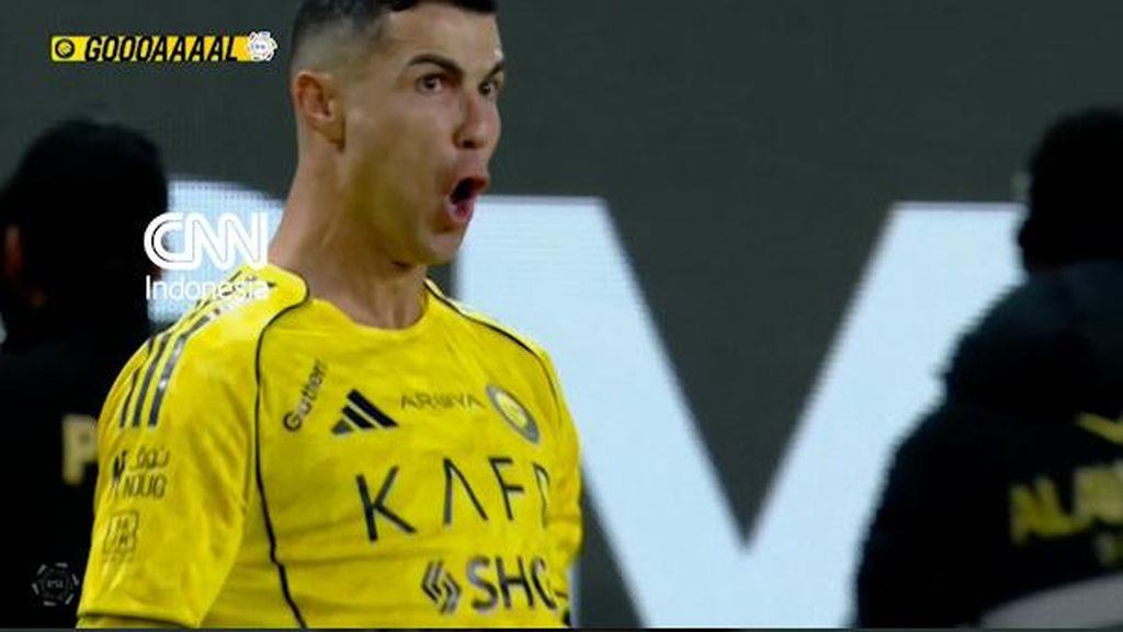 Brace Ronaldo Bawa Al Nassr Bantai Al Okhdood 3-0