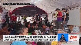 VIDEO: Anak-Anak Korban Banjir Ikut Sekolah Darurat