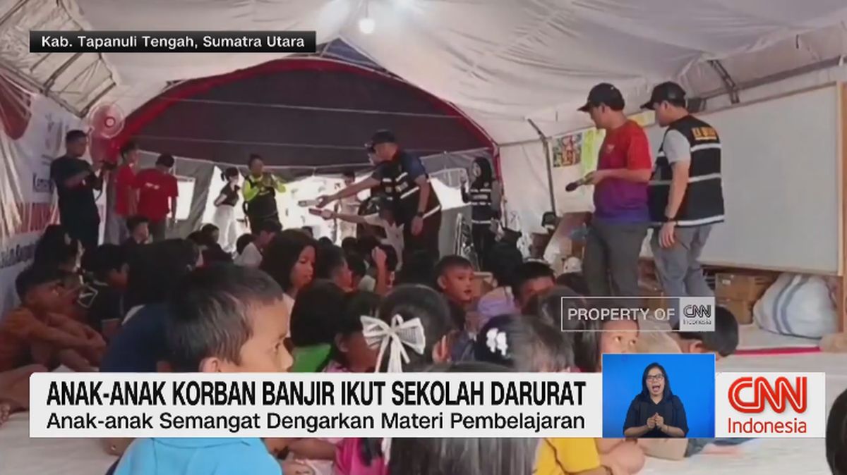VIDEO: Anak-Anak Korban Banjir Ikut Sekolah Darurat