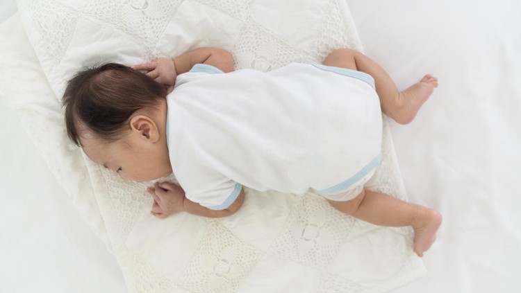 Bolehkah Bayi Tidur Tengkurap&quest;