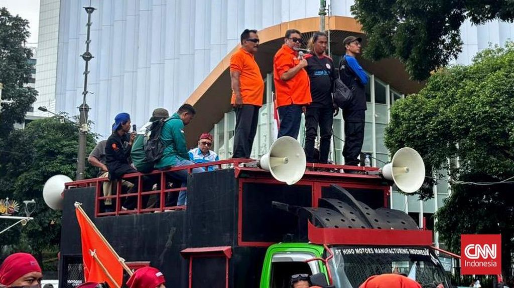 2.617 Aparat Disiagakan Kawal Demo Buruh di Jakarta Hari Ini