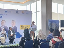 Dirjen Dikti: PTS dan PTN Tidak Perlu Bersaing, Punya Tugas yang Sama