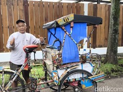 Kisah Karim Sang Penarik Becak, Bertahan Hidup Modal Jujur